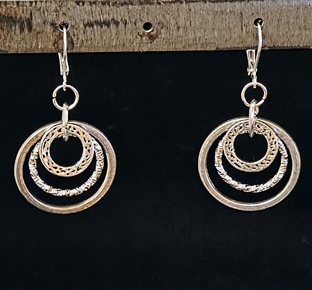 MEDIUM 3 SILVER RINGS WITH LEVERBACK EAR WIRES
