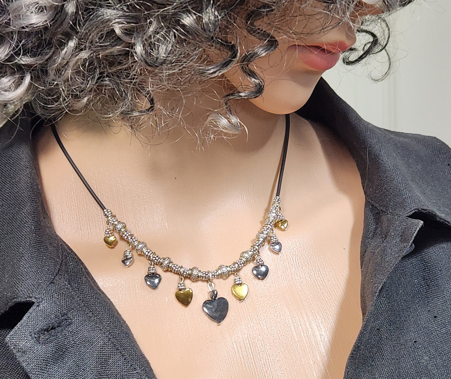 HOLLI HEART NECKLACE