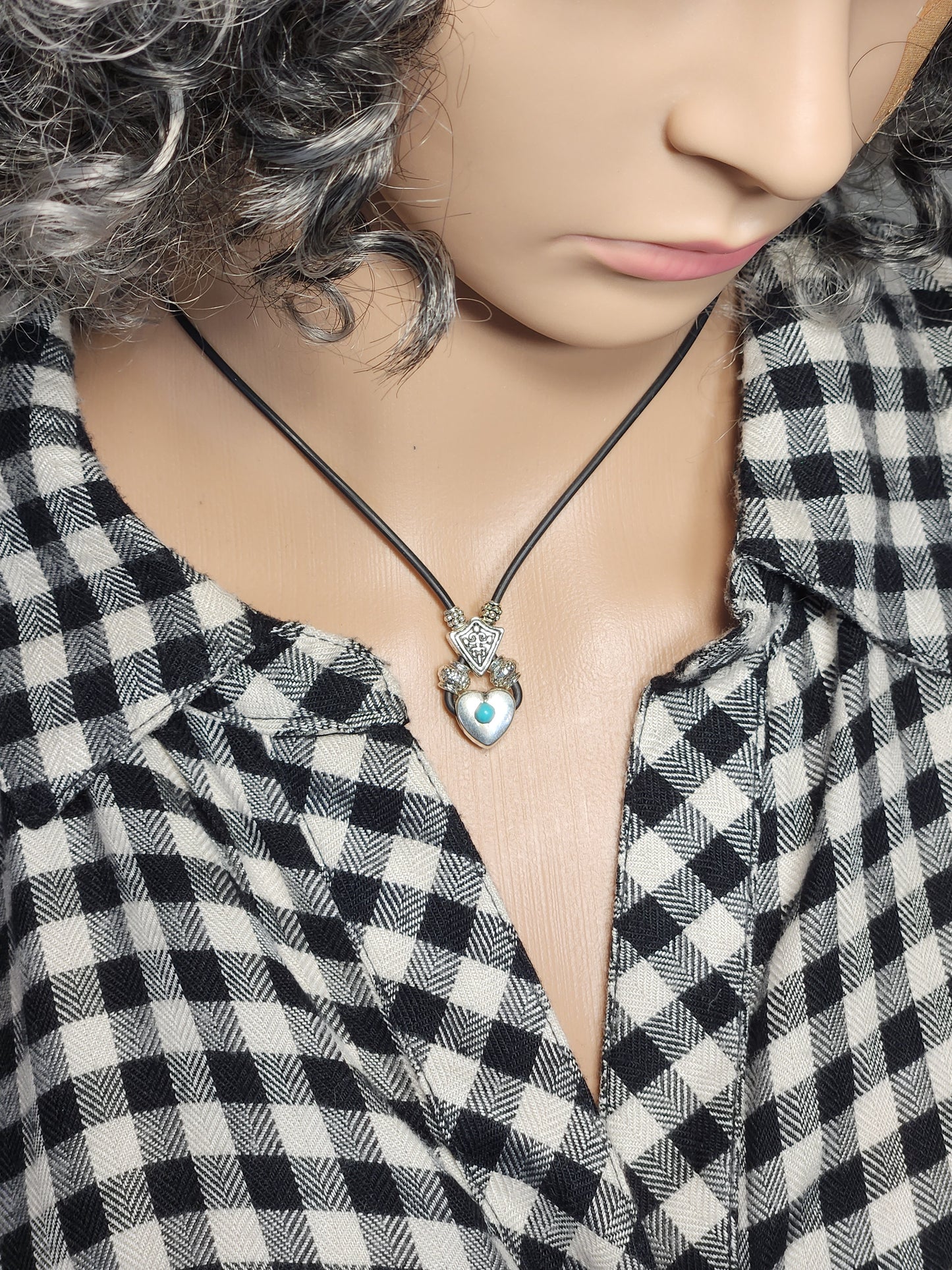 HOLLI HEART ORIGINAL "Y" NECKLACE