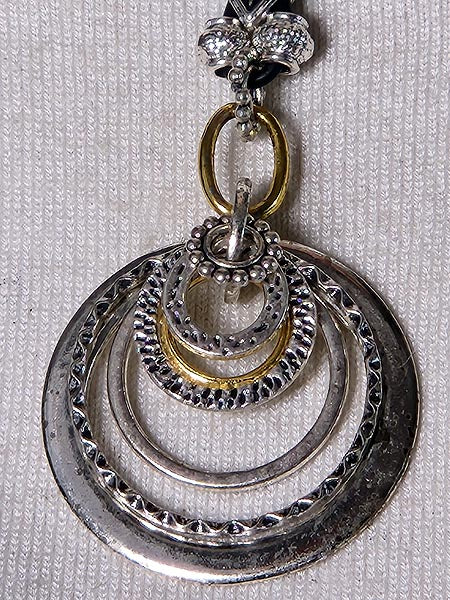 LARGE 5 GOLD and SILVER CIRCLES ADJUSTABLE NECKLACE