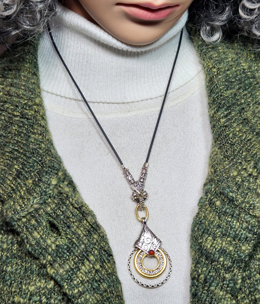 ADJUSTABLE GOLD AND SILVER RINGS W CARNELIAN STONE NECKLACE