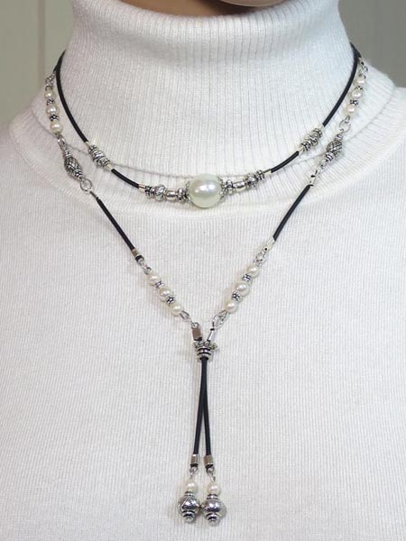 BEADED PEARL RUBBER CORD LARIAT