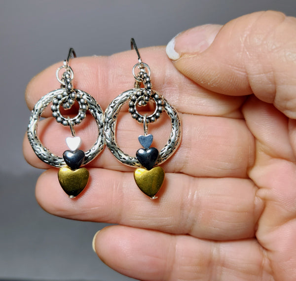 MEDIUM HOLLI HEART SILVER EARRINGS