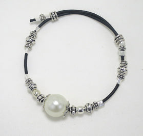 PEARL ADJUSTABLE BRANKLET