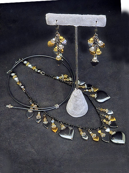 ADJUSTABLE GOLD & SILVER HEMATITE HEART NECKLACE