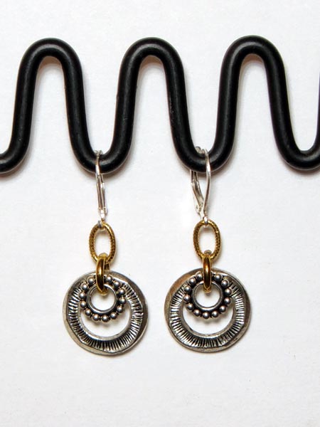 SMALL GOLD & SILVER 2 RING EARRING